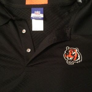 Reebok Shirts - Reebok NFL Team Apparel Cincinnati Bengals Polo. Reebok Shirts - Reebok NFL Team Apparel Cincinnati Bengals Polo.